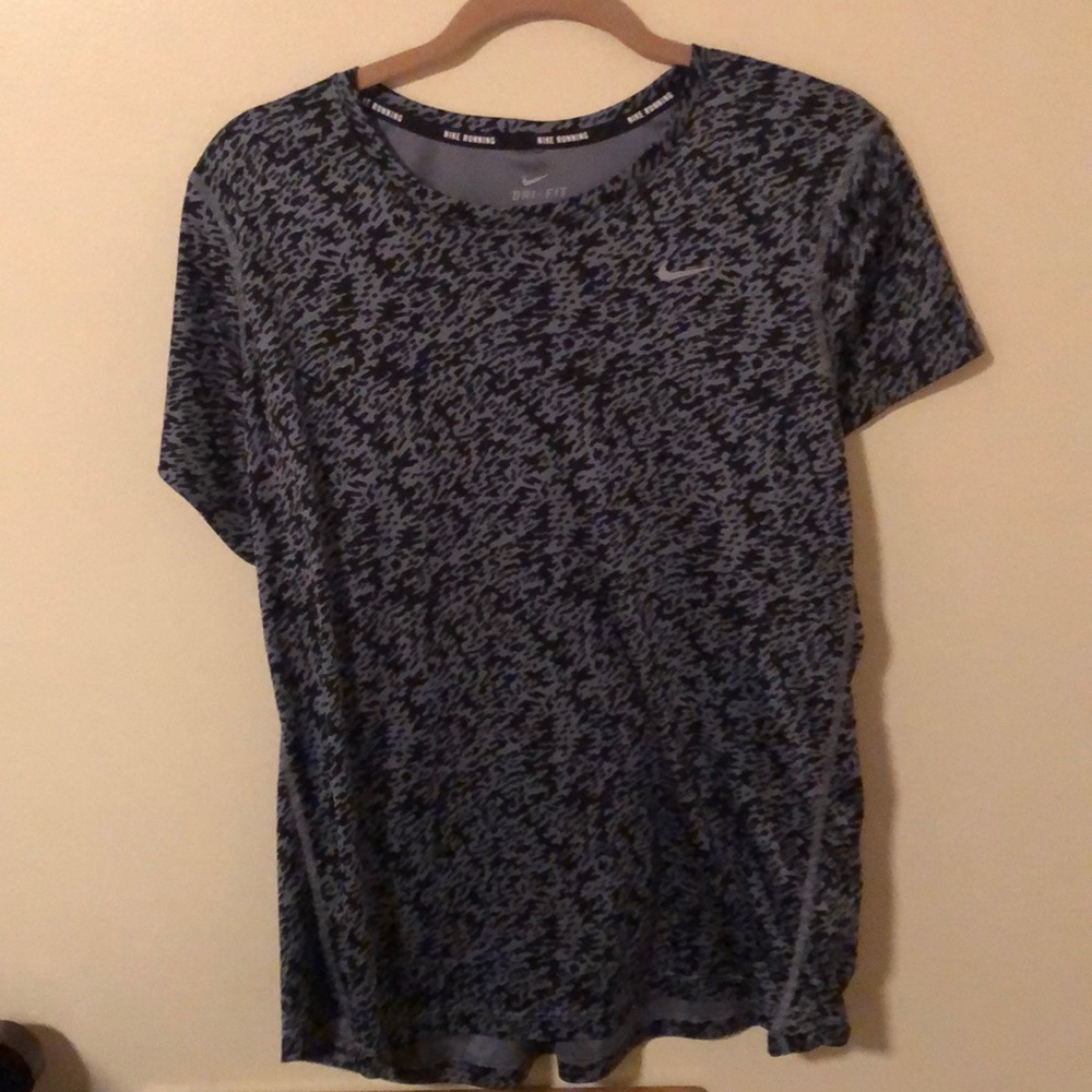 Mike running top